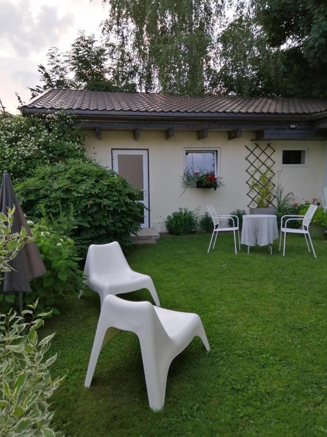 Secret garden house in the center of Sigulda Villa Buitenkant foto